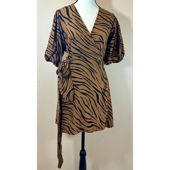 NWOT The Faithfull The Brand Marissa Leopard Wrap Dress Size 4 - Picture 5 of 11